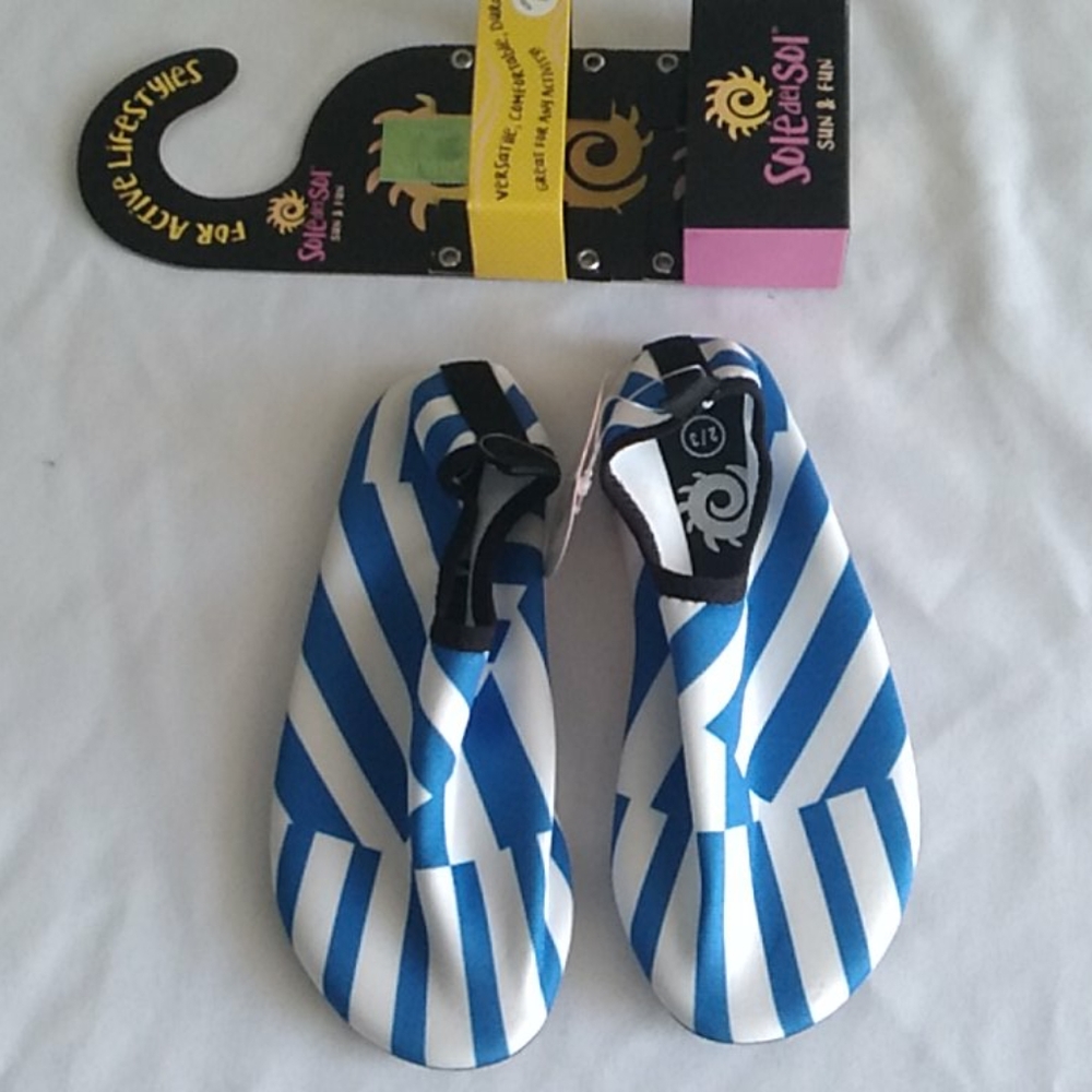 🖤Sole del Sol🖤 water shoes - Picture 1 of 4